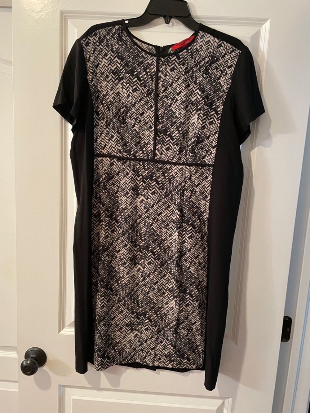 Narciso Rodriguez Black and White Patterned Midi Shift Dress